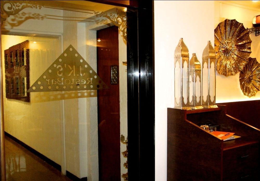 Hotel Samraj Mumbai Exterior photo