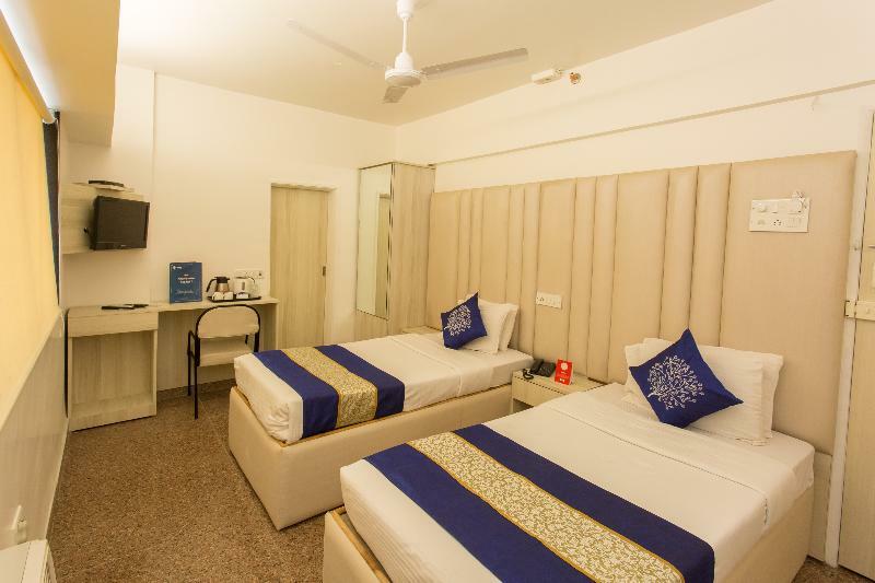 Hotel Samraj Mumbai Exterior photo