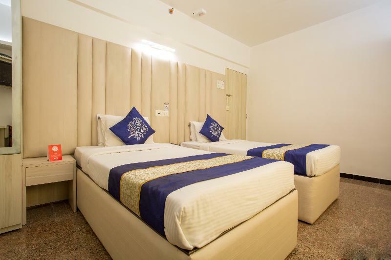 Hotel Samraj Mumbai Exterior photo